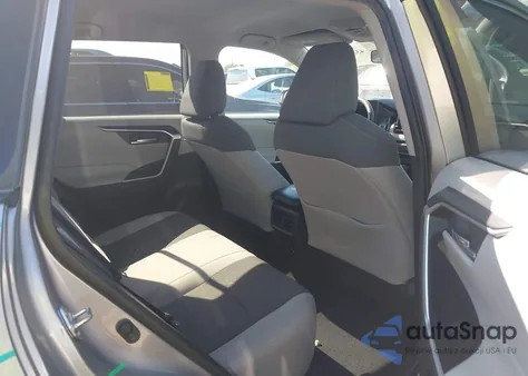 2020 Toyota Rav4 Xle z USA, uszkodzony, nr VIN 2T3W1RFV8LC060298